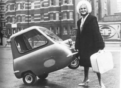 Peel 50 - Cea mai mica masina din lume • Refu Blog