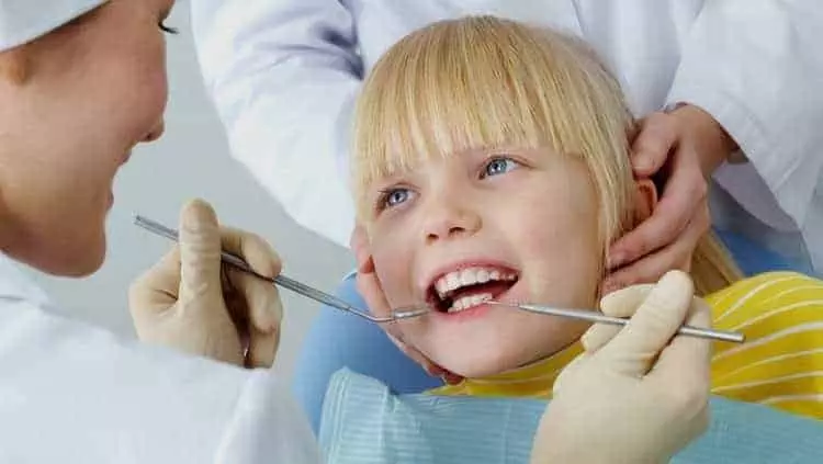 Copilul dvs. are nevoie de un aparat ortodontic copii? Haideti la Tinka Smile! • Refu Blog