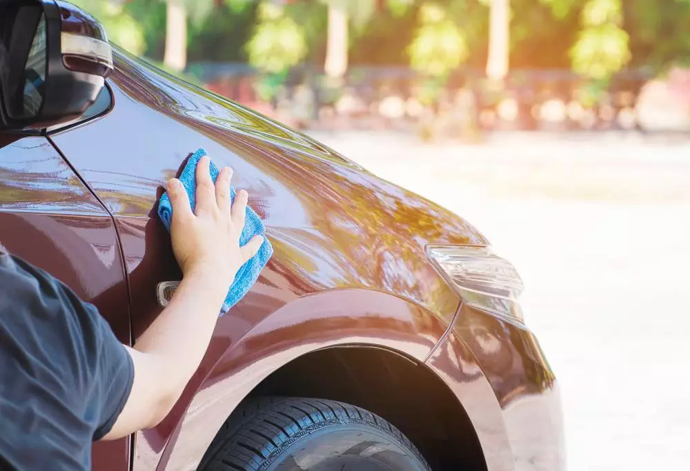 De ce să utilizezi argila auto. Beneficiile și importanța în întreținerea mașinii tale • Refu Blog